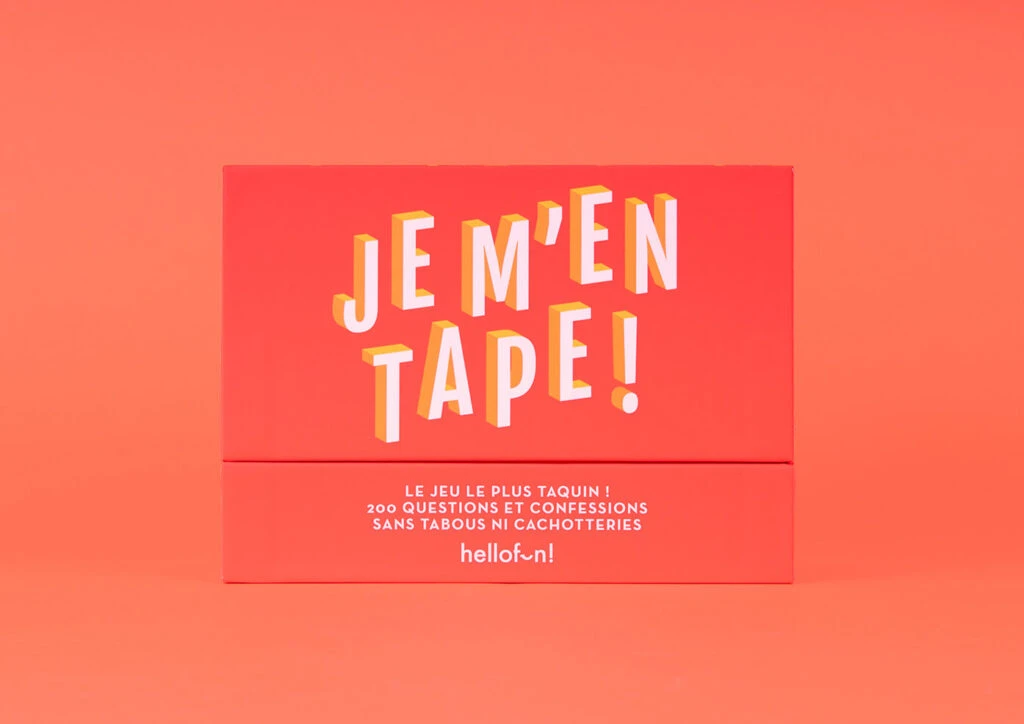 JE M'EN TAPE
